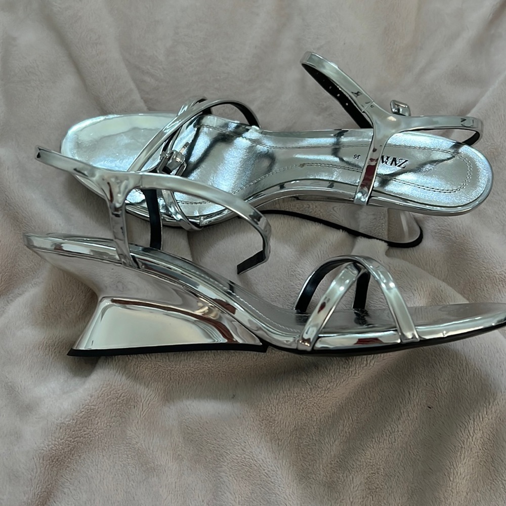 Zara Sandals